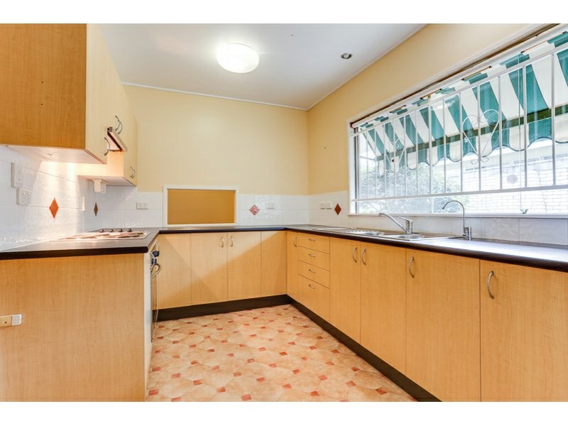 6 Ardell Street, Kenmore QLD 4069