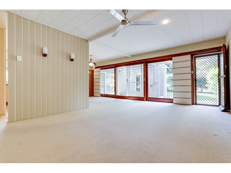 6 Ardell Street, Kenmore QLD 4069