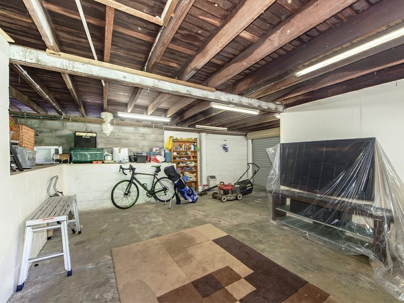 34 Princeton Street, Kenmore QLD 4069