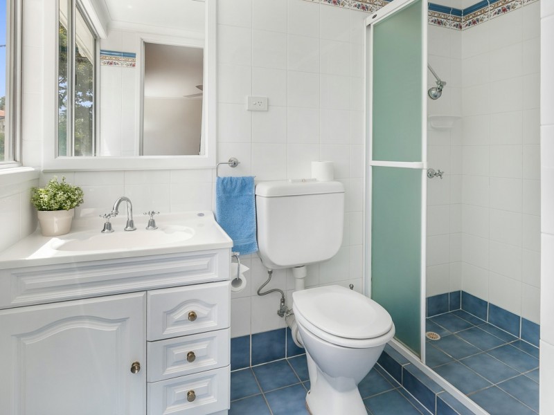 11 Stardust Street, Kenmore QLD 4069