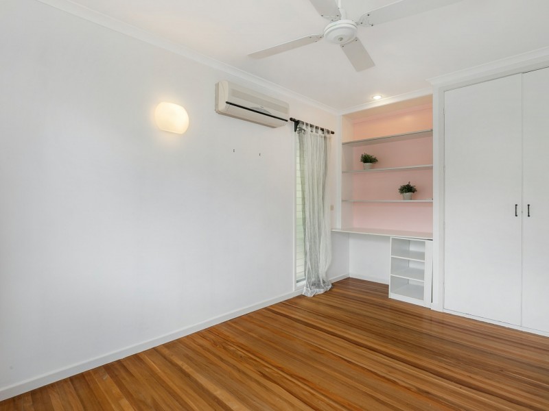 11 Stardust Street, Kenmore QLD 4069