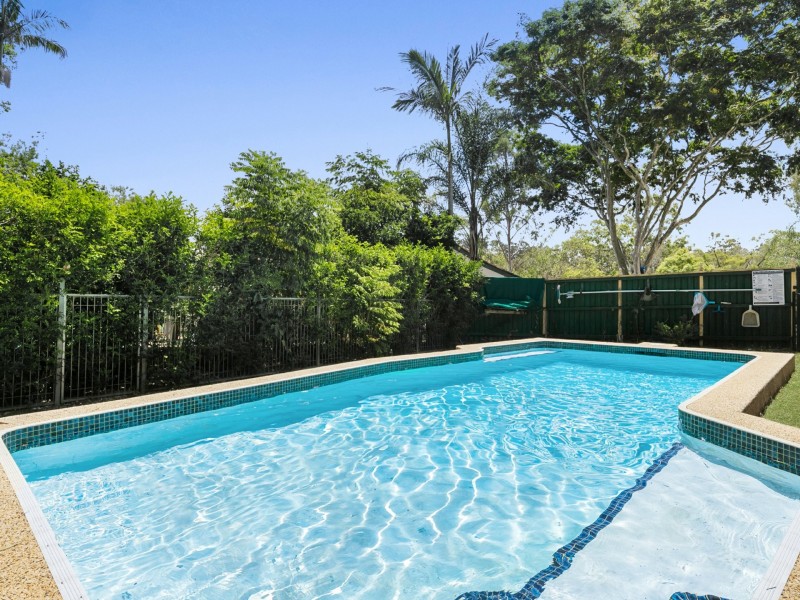 11 Stardust Street, Kenmore QLD 4069