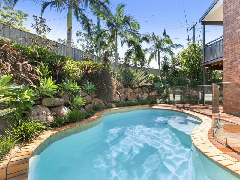 105 Taringa Parade, Indooroopilly QLD 4068