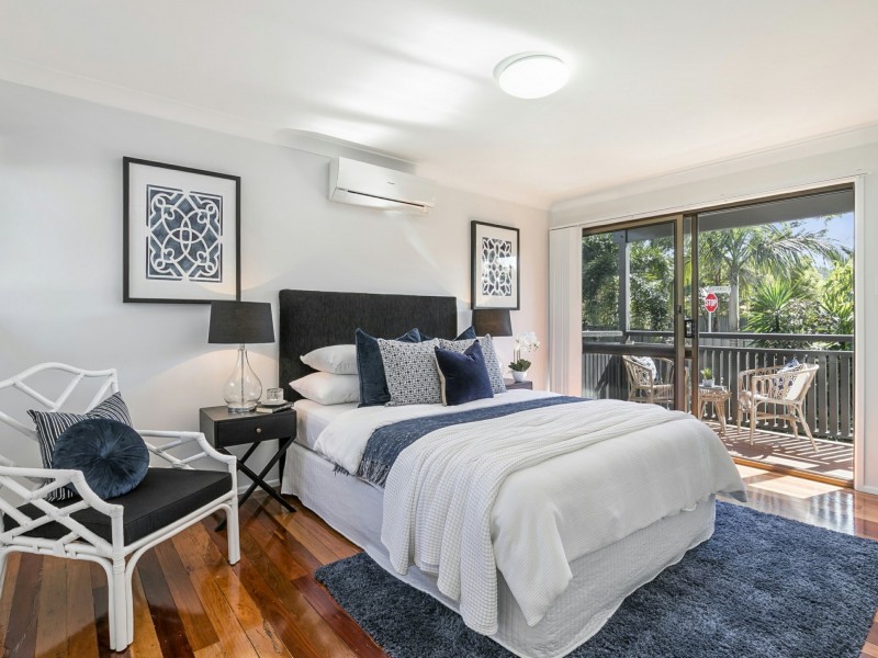 105 Taringa Parade, Indooroopilly QLD 4068