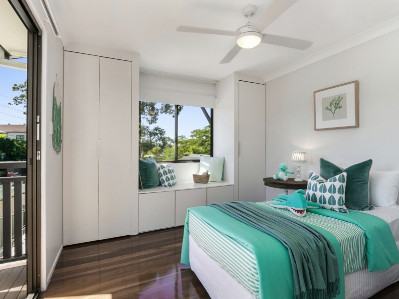 105 Taringa Parade, Indooroopilly QLD 4068