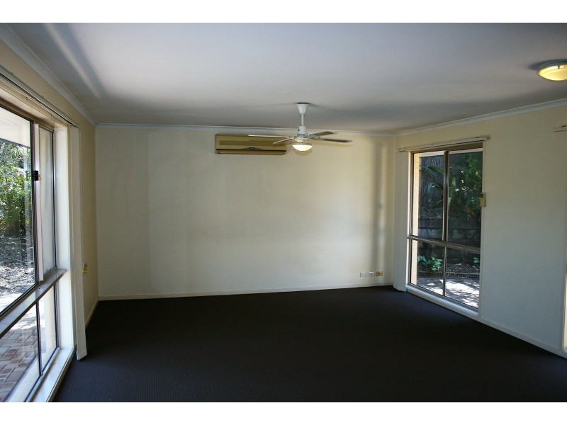 95 Ironbark Road, Chapel Hill QLD 4069