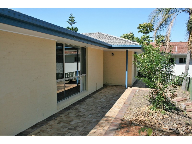 95 Ironbark Road, Chapel Hill QLD 4069