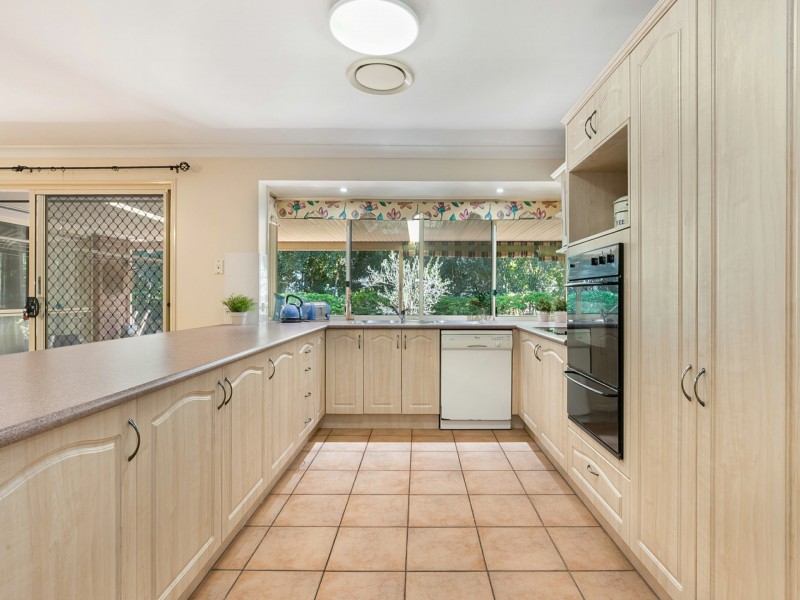 34 Gem Road, Kenmore QLD 4069
