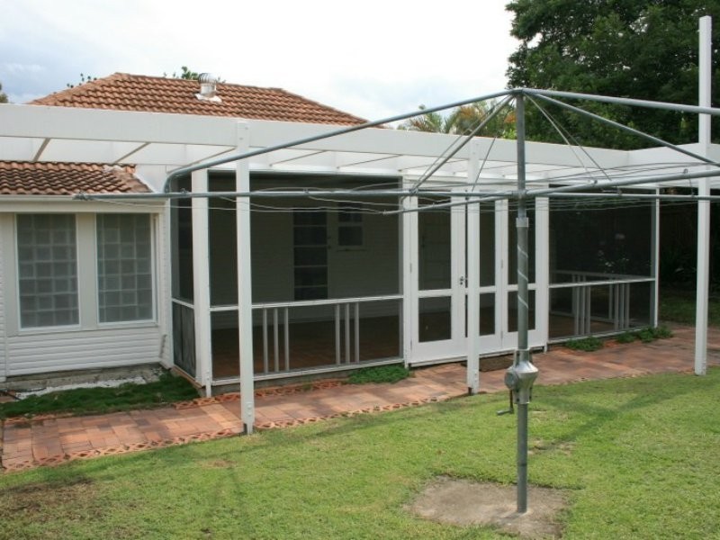 14 Edson Street, Kenmore QLD 4069