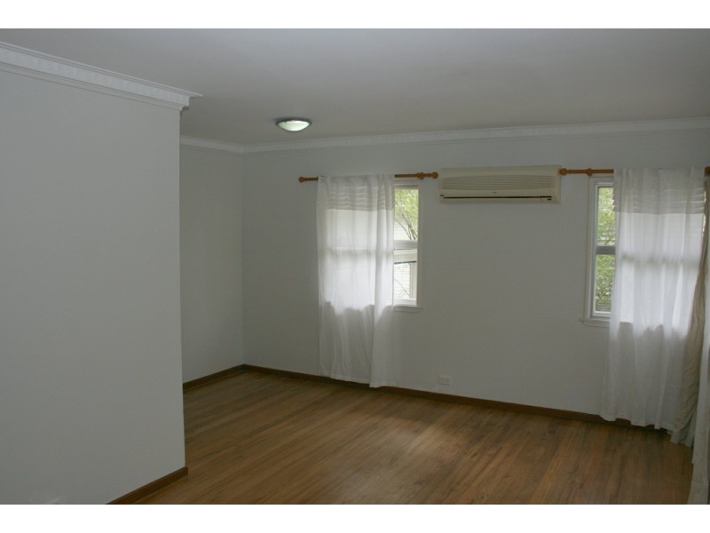 14 Edson Street, Kenmore QLD 4069