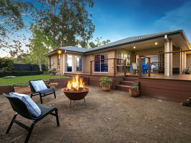 3 McGrath Court, Moggill QLD 4070