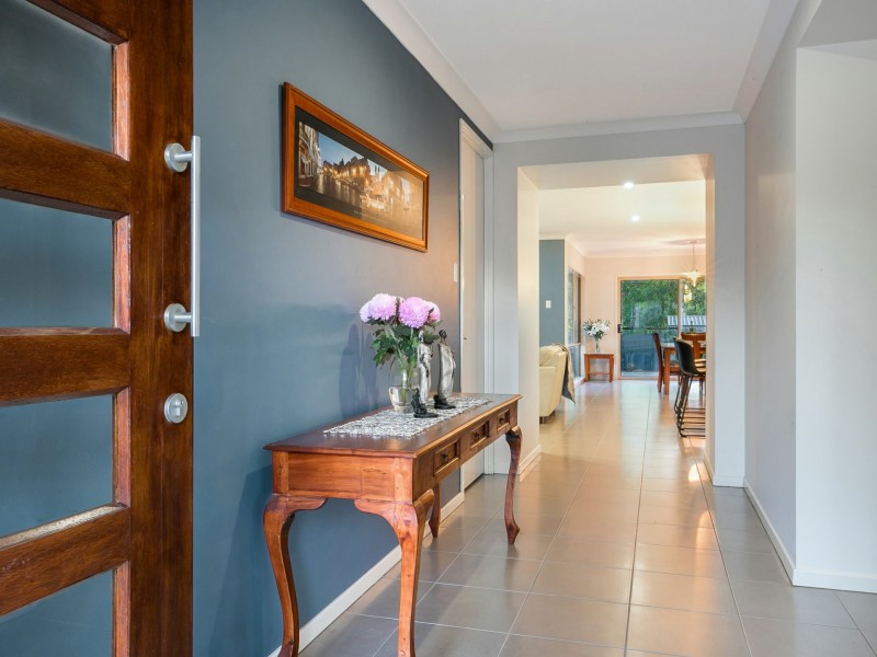 3 McGrath Court, Moggill QLD 4070