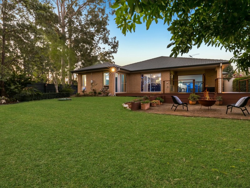 3 McGrath Court, Moggill QLD 4070