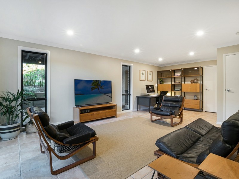 20 Arthur Terrace, Moggill QLD 4070