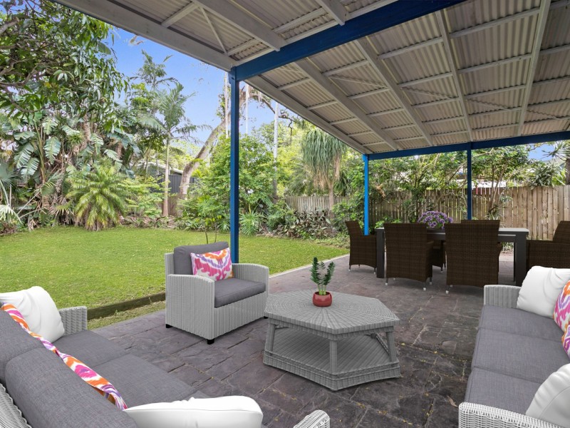 25 Tarbet Street, Kenmore QLD 4069