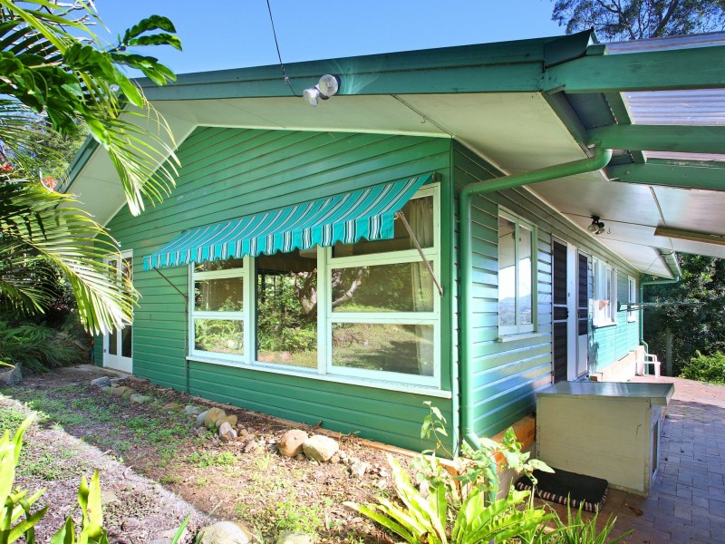 83 Kenmore Road, Kenmore QLD 4069