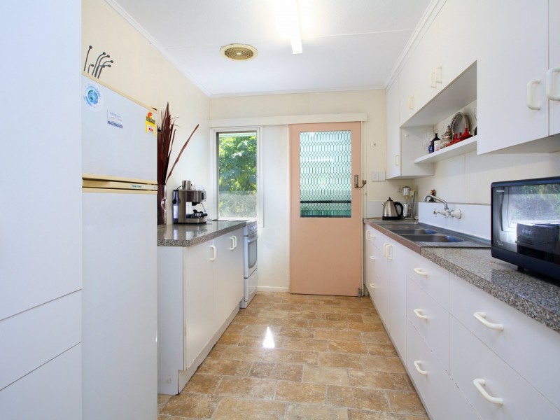 83 Kenmore Road, Kenmore QLD 4069