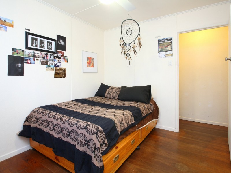 83 Kenmore Road, Kenmore QLD 4069