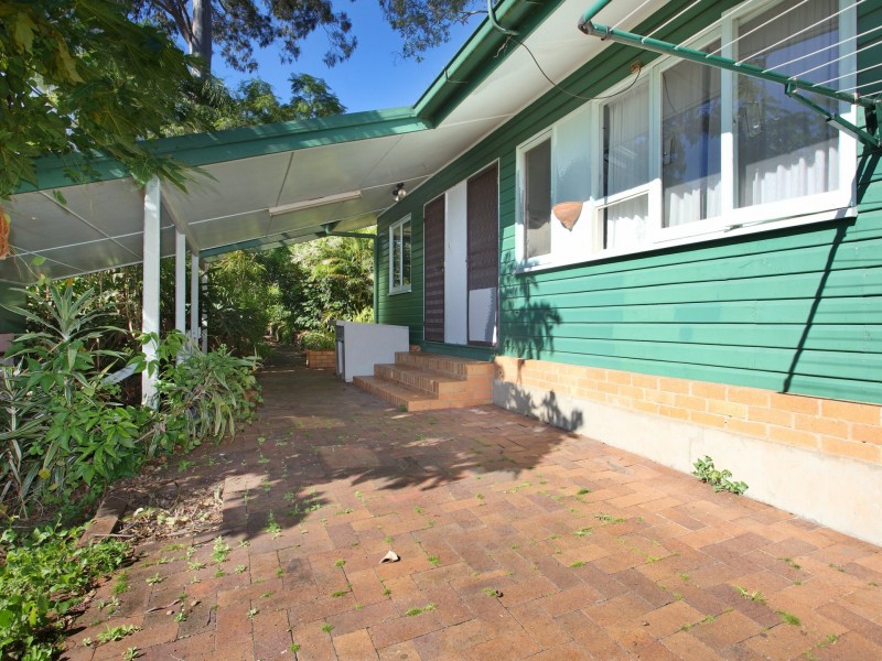 83 Kenmore Road, Kenmore QLD 4069