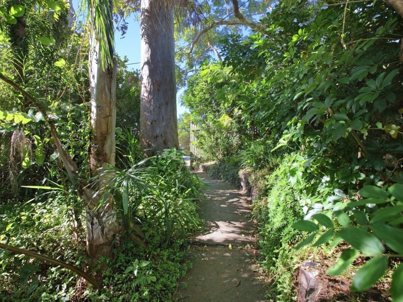 83 Kenmore Road, Kenmore QLD 4069