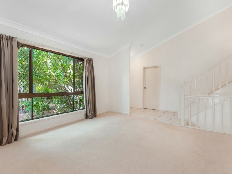 18 Melita Street, Kenmore QLD 4069