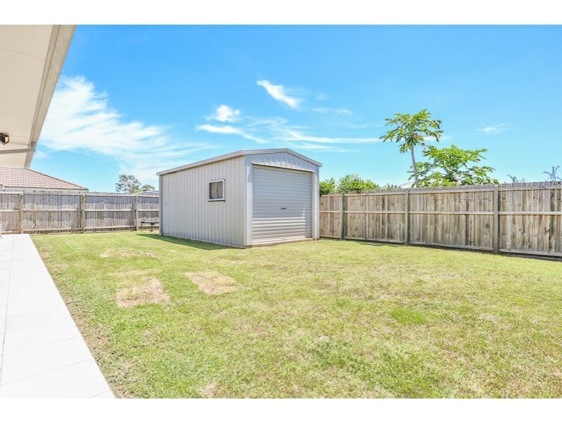 4 White Oak Place, Moggill QLD 4070