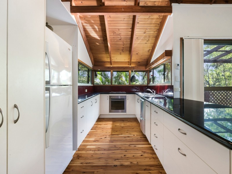 2115 Moggill Rd, Kenmore QLD 4069