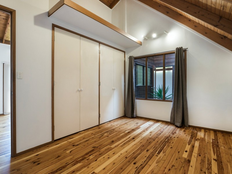 2115 Moggill Rd, Kenmore QLD 4069