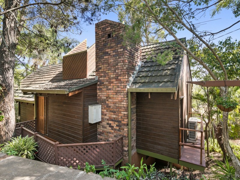 2115 Moggill Rd, Kenmore QLD 4069