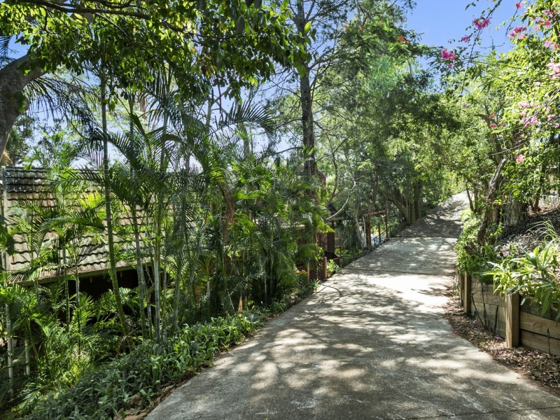 2115 Moggill Rd, Kenmore QLD 4069