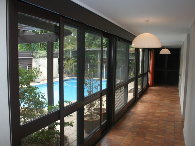 6 Quinty Street, Fig Tree Pocket QLD 4069