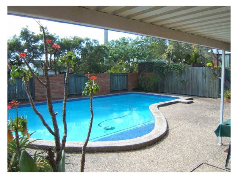 123 Kenmore Road, Kenmore QLD 4069