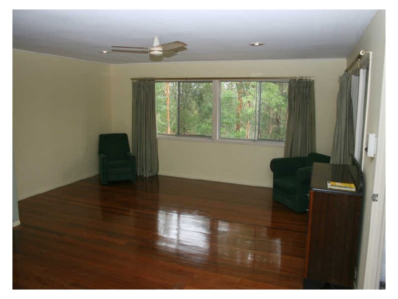 123 Kenmore Road, Kenmore QLD 4069