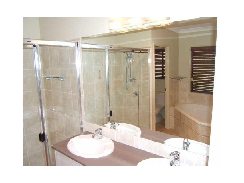 53 Haase Place, Bellbowrie QLD 4070