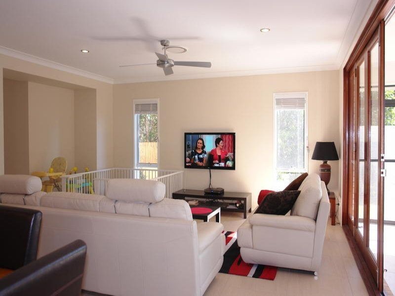 53 Hendos Place, Moggill QLD 4070