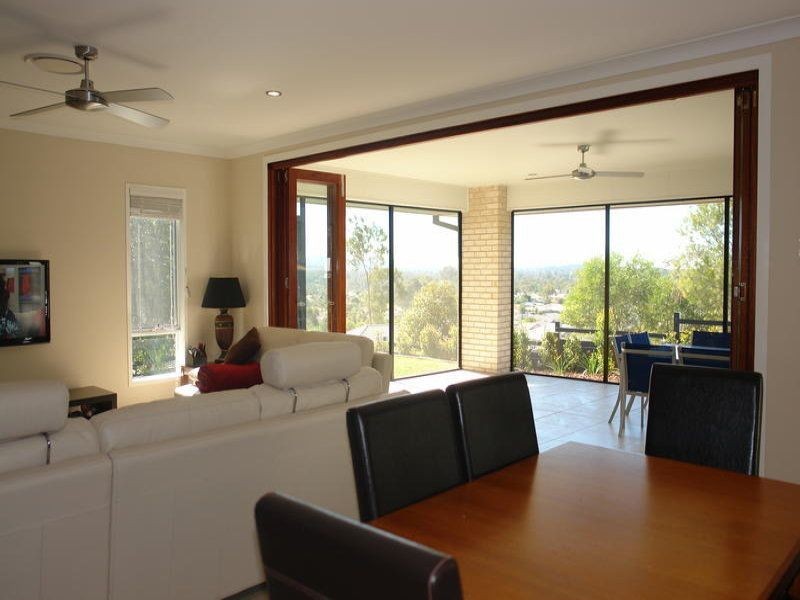 53 Hendos Place, Moggill QLD 4070