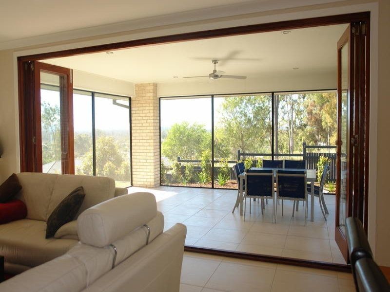 53 Hendos Place, Moggill QLD 4070