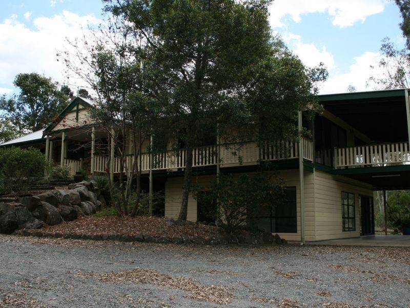 72 Bindleys Road, Mount Crosby QLD 4306