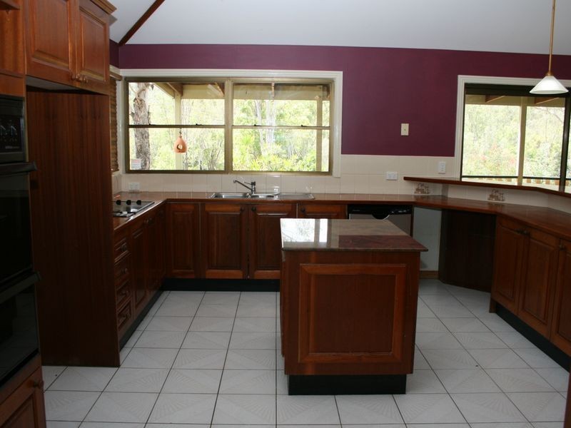 72 Bindleys Road, Mount Crosby QLD 4306