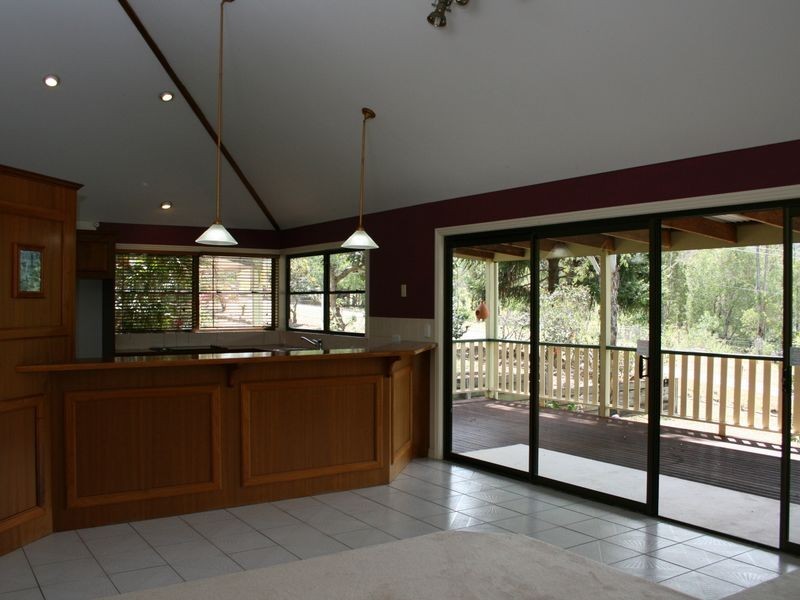 72 Bindleys Road, Mount Crosby QLD 4306