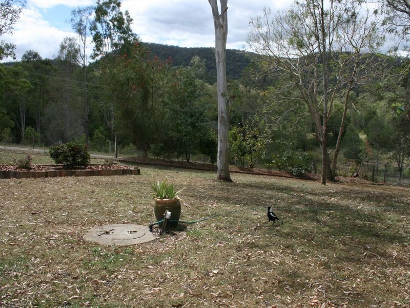 72 Bindleys Road, Mount Crosby QLD 4306