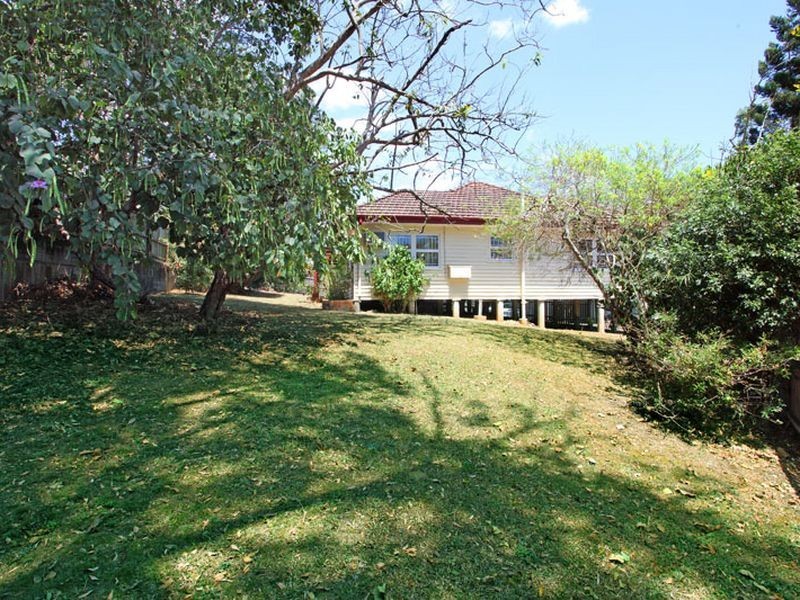 1058 Moggill Rd, Kenmore QLD 4069