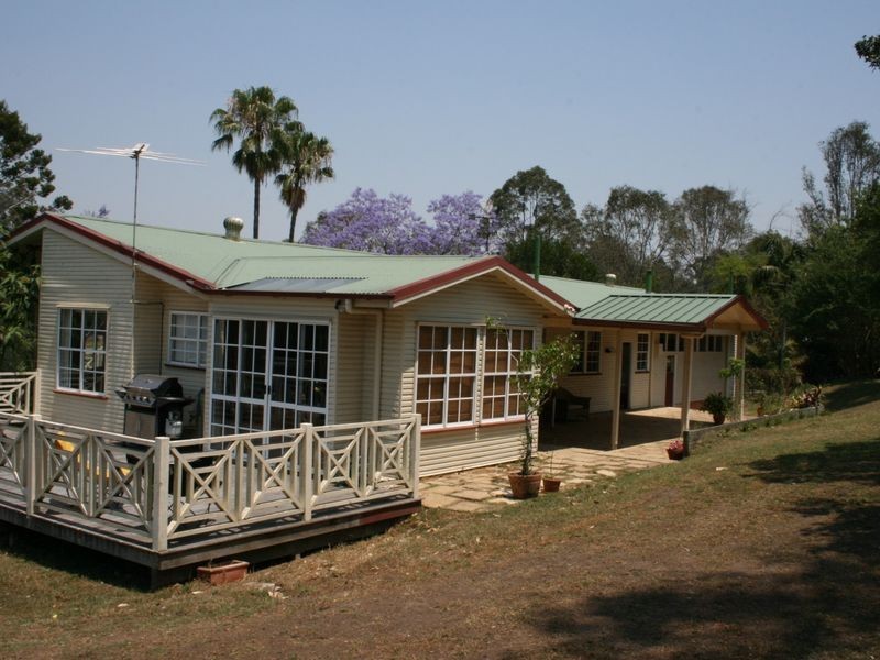 121 Mount Crosby Road, Anstead QLD 4070