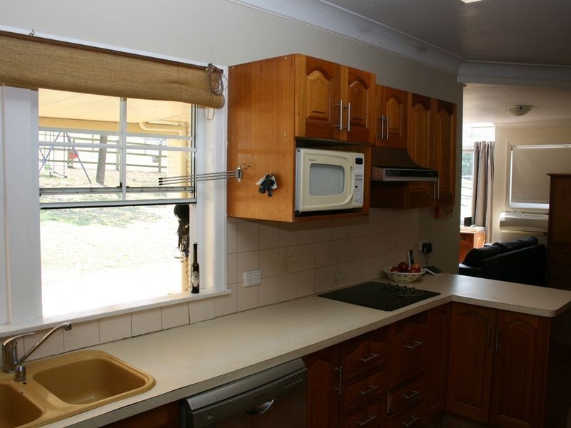 121 Mount Crosby Road, Anstead QLD 4070