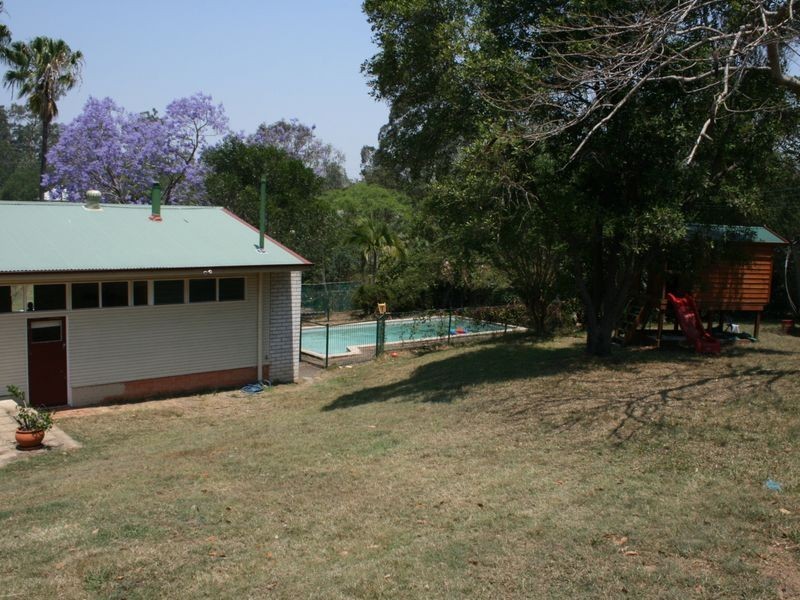 121 Mount Crosby Road, Anstead QLD 4070