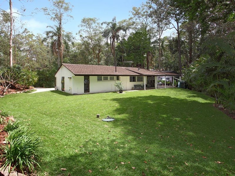 25 Elwood Street, Kenmore Hills QLD 4069