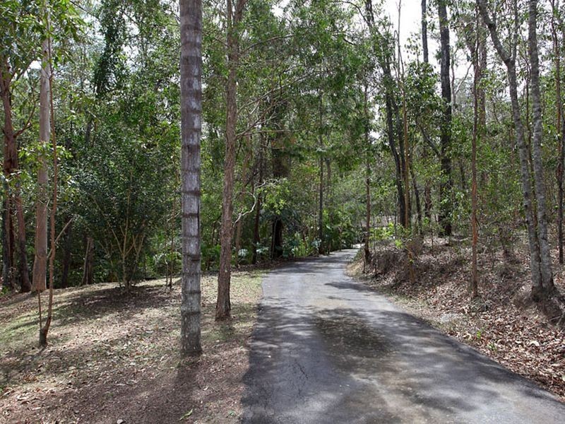 25 Elwood Street, Kenmore Hills QLD 4069