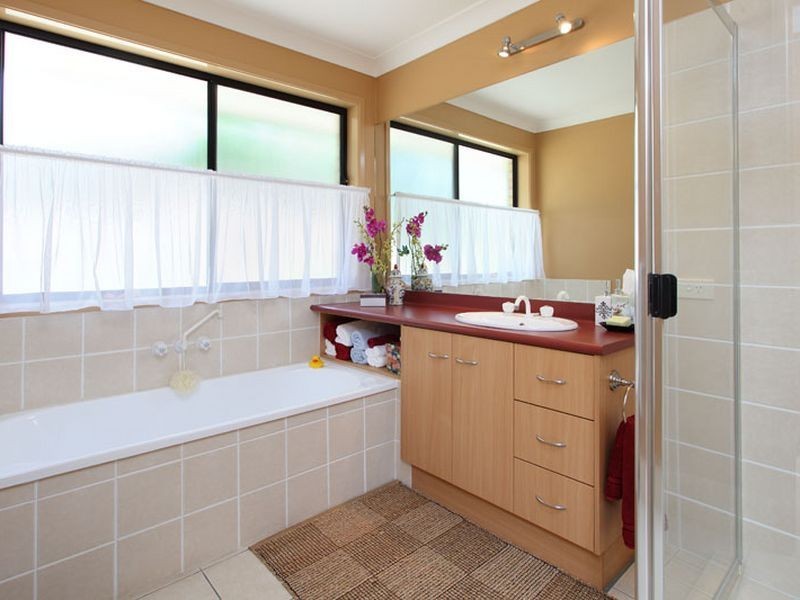 12 Yarula Close, Karana Downs QLD 4306