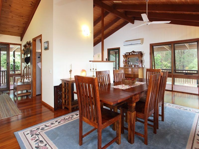 636 Haven Road, Upper Brookfield QLD 4069