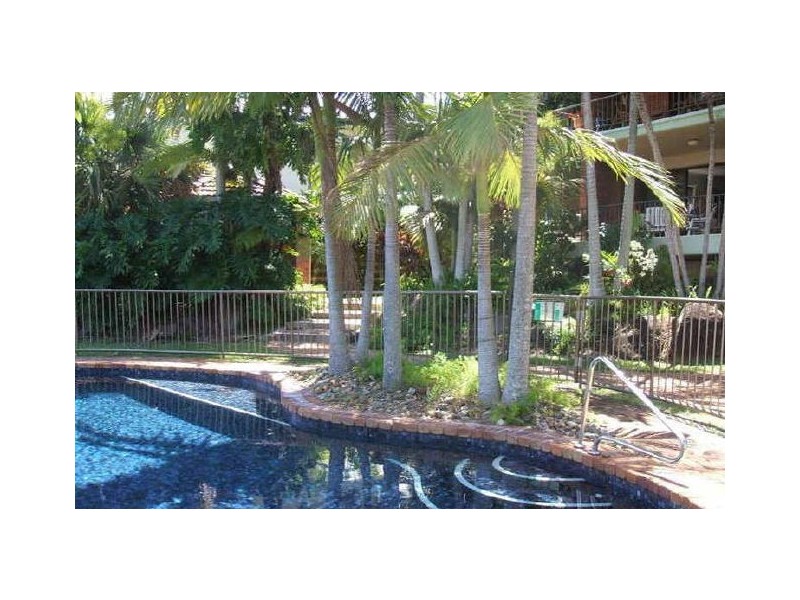 9/3 Wirranina Pl, Currumbin QLD 4223